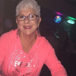 Meet your Posher, Annette